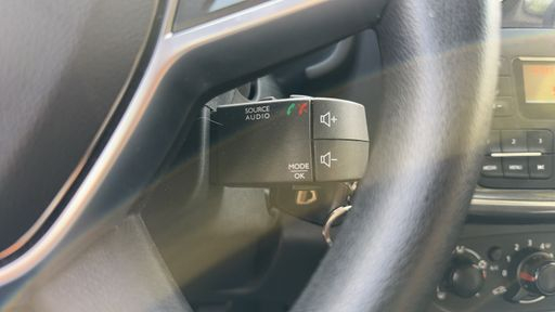 Dacia Sandero 1.0 SCe 75 - Urban Stepway – 2018 – 22107 km – Essence – Boîte Manuelle — photo 5