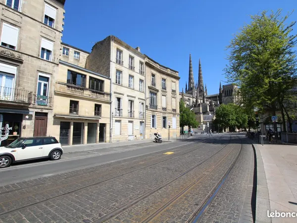 Bureaux, hôtel, hôtel 165 m² Bordeaux