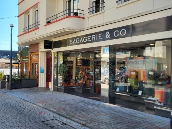 Local commercial 98 m² LIMOGES