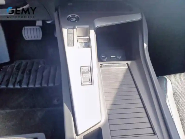 Peugeot 308 sw electrique 54 kwh 156ch — photo 138
