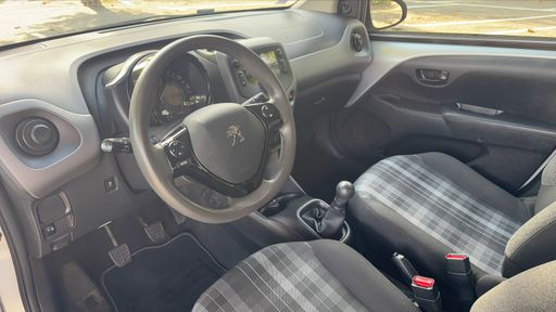 Peugeot 108 1.0 VTi 72 - Active – 2019 – 52682 km – Essence – Boîte Manuelle — photo 15