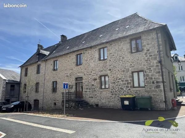 Maison 10 pièces 276 m²