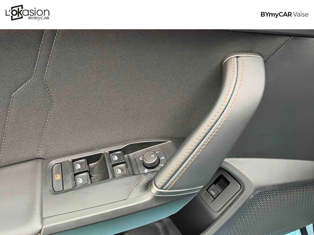 Cupra Leon Sportstourer 1.5 eTSI Hybrid 150 ch DSG7 — photo 17