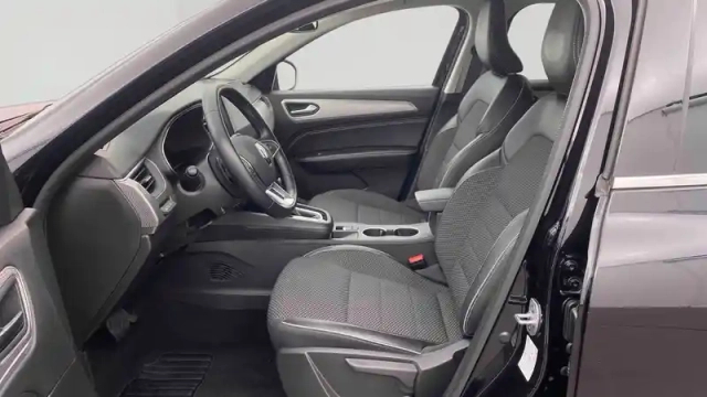 Renault Arkana mild hybrid 140 edc fap - 22 — photo 16