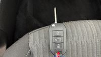 Opel Corsa 1.5 D 100ch Elegance — photo 16