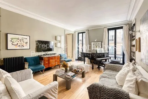 Appartement 7 pièces 196 m²