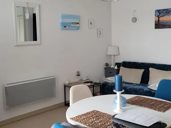 Appartement 2 pièces 40 M2-RDC