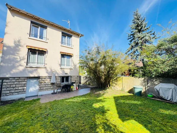 Maison 6 pièces 117 m²
