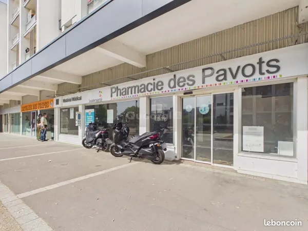 Local commercial 112 m²