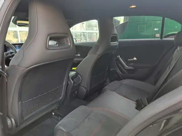 Mercedes Classe A 180 d amg line — photo 42