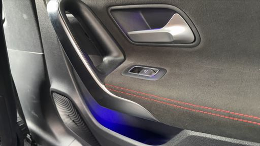 Mercedes Classe CLA Coupe 2.0 200D 150 - AMG Line – 2019 – 109000 km – Diesel – Boîte Automatique — photo 20