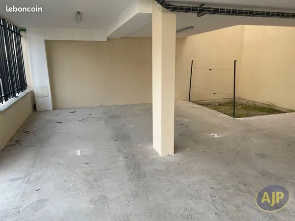 Parking/box 3 m² LIBOURNE