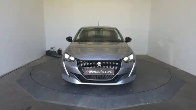 Peugeot 208 puretech 100 s&amp;s bvm6 — photo 8