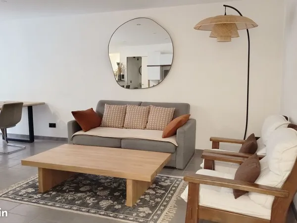 Duplex T3 meublé et climatisé de 77 m² - À proximité du Palais Longchamp