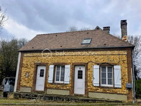 Maison de bourg de 65m2 avec cour