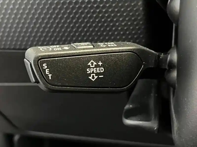 Audi A1 sportback 30 tfsi 110 ch s tronic 7 — photo 13