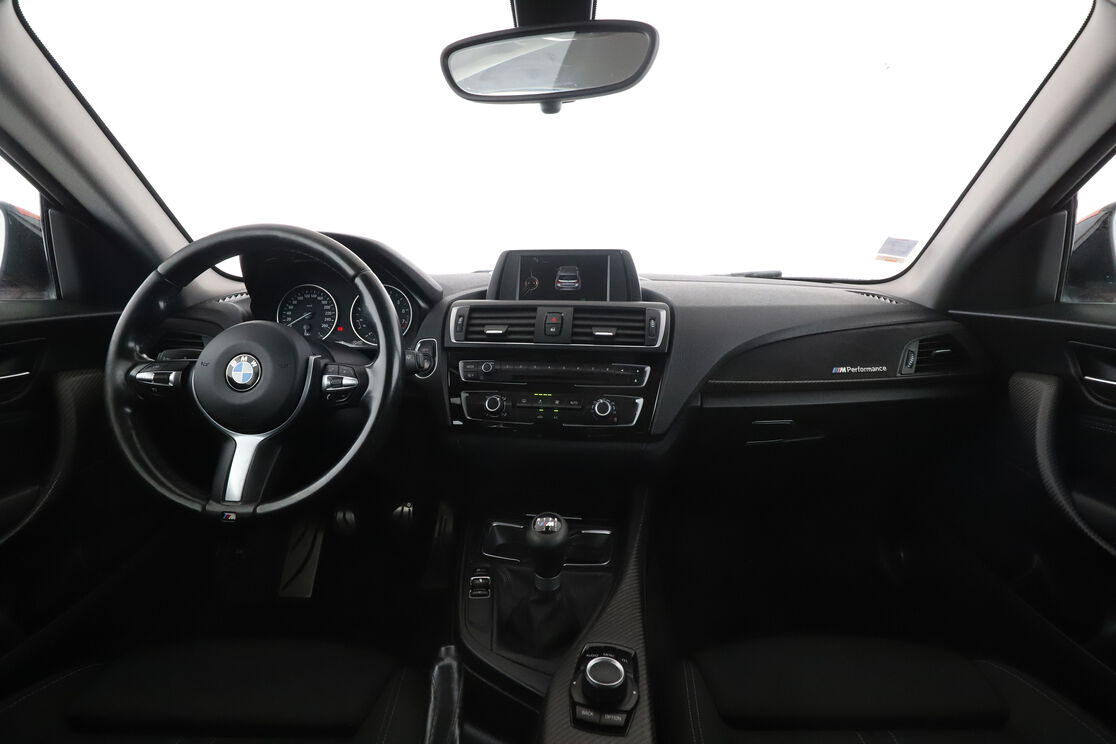 BMW Série 1 118i Lounge — photo 11