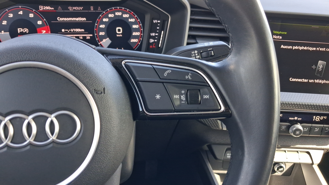 Audi A1 Sportback 30 TFSI 110 ch S tronic 7 — photo 28