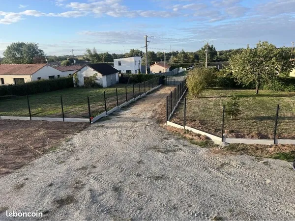 Terrain 673 m² Couffe