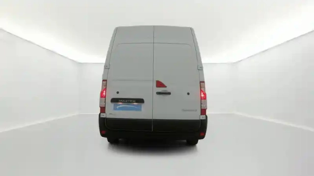 Renault Master fgn trac f3500 l2h2 blue dci 135 — photo 4