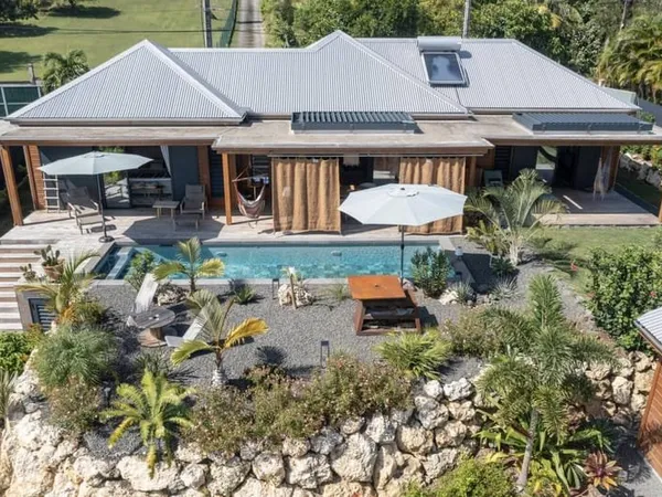 Villa 6 pièces 165 m²