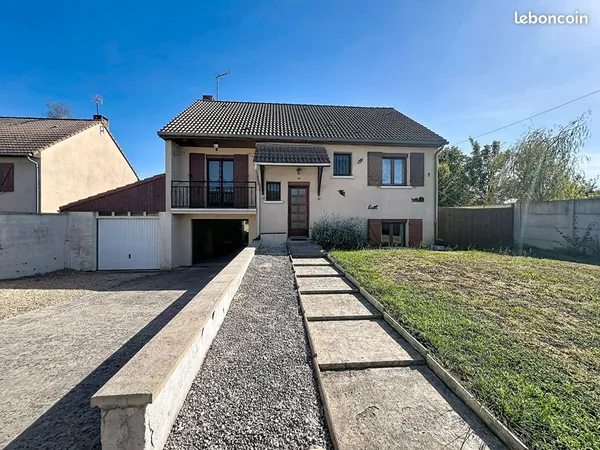 Propriété 5 pièces 93 m²