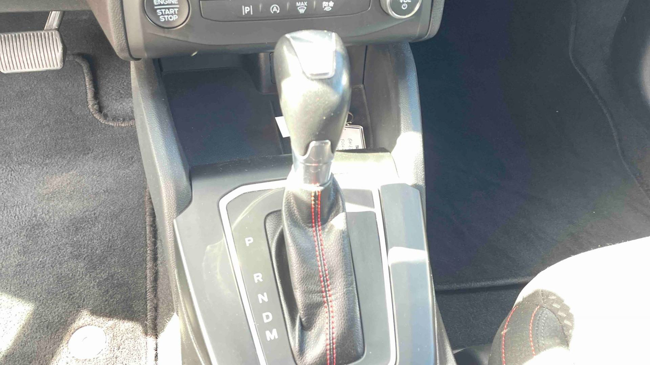 Ford Focus SW 1.0 EcoBoost 155 S&amp;S mHEV Powershift — photo 18