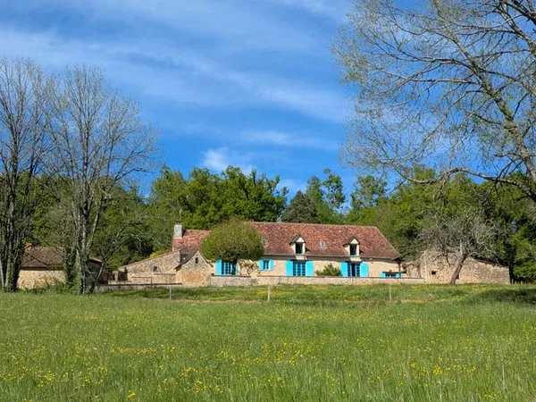 Maison 10 pièces 288 m²