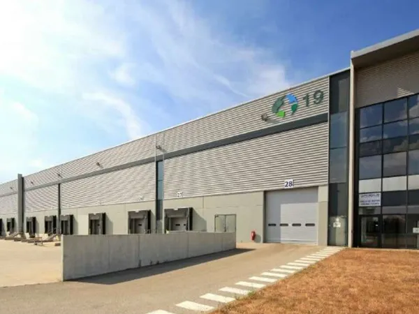 Entrepôt logistique à louer à St-Quentin-Fallavier
