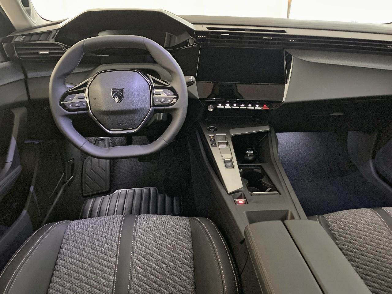 Peugeot 308 hybrid 145 e-dcs6 allure — photo 8