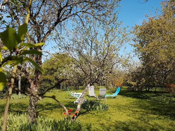 ENSEMBLE IMMOBILIER DU XVIIIe SIÈCLE - 3 HABITATIONS - 6 CHAMBRES - ACTIVITÉ LOCATIVE - ENV. 234 M² 