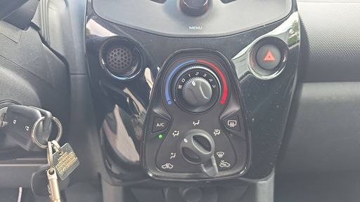Citroen C1 1.0 VTi 72 - Feel – 2020 – 11396 km – Essence – Boîte Manuelle — photo 15