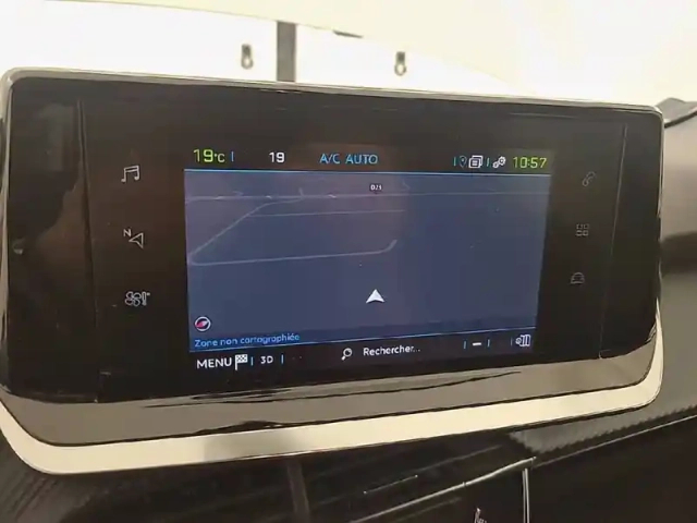 Peugeot 208 electrique 50 kwh 136ch — photo 41
