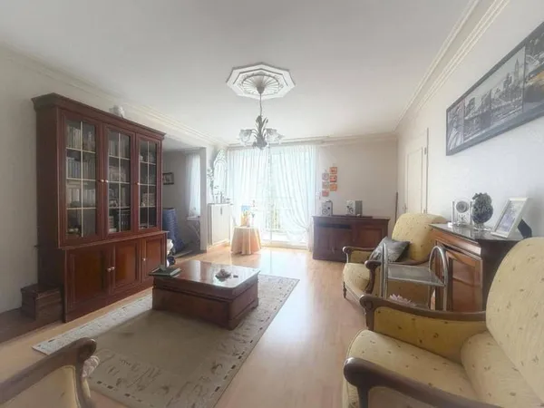 Appartement 4 pièces 83 m²