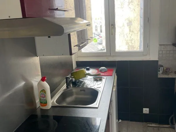 Studio meublé centre ville châteauroux 350