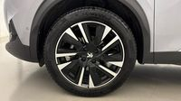 Peugeot 2008 1.2 PureTech 130ch S&S GT Pack EAT8 — photo 20