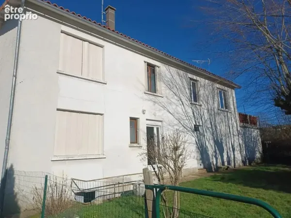 Appartement 3 pièces 154 m²