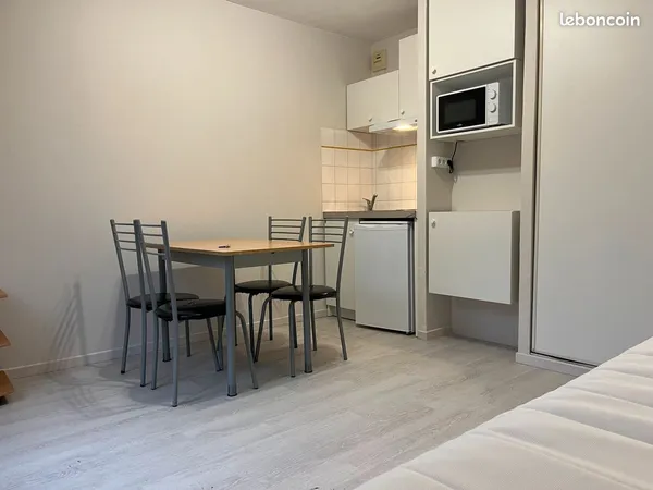 Studio meublé 19 m² refait à neuf, 5 min de la gare