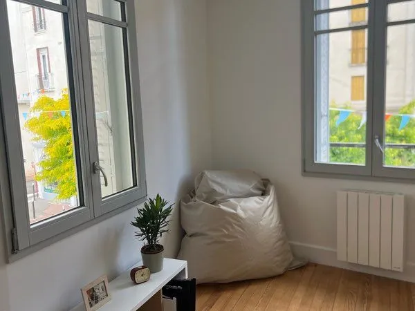 Partage Local Thérapeute (+ Salle d'attente + Cuisine partagée + Sanitaires ) 2 jours par semain