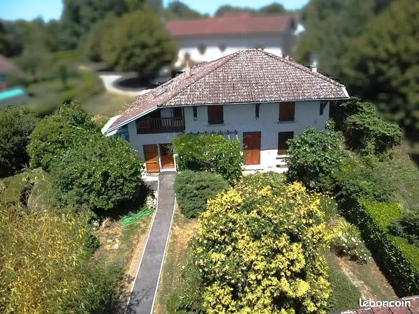 Maison 5 pièces 157 m²