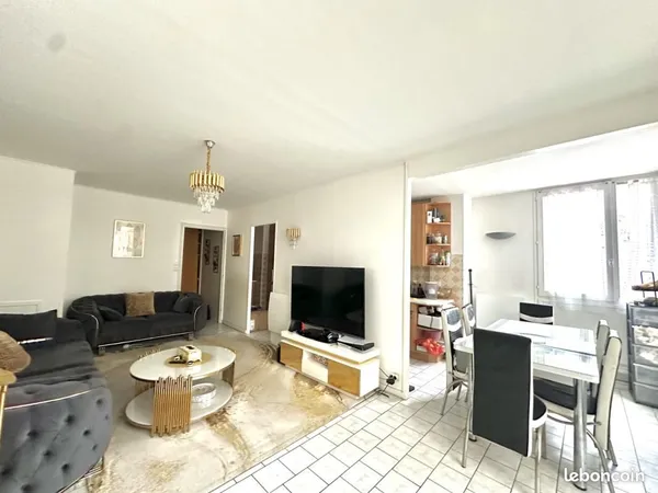 Appartement 4 pièces 82 m²