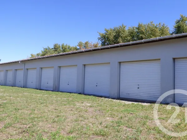 Parking 360 m²