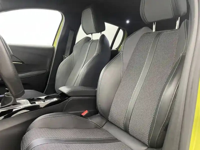 Peugeot 208 puretech 100 s&amp;s bvm6 — photo 14