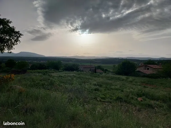 Terrain a bâtir