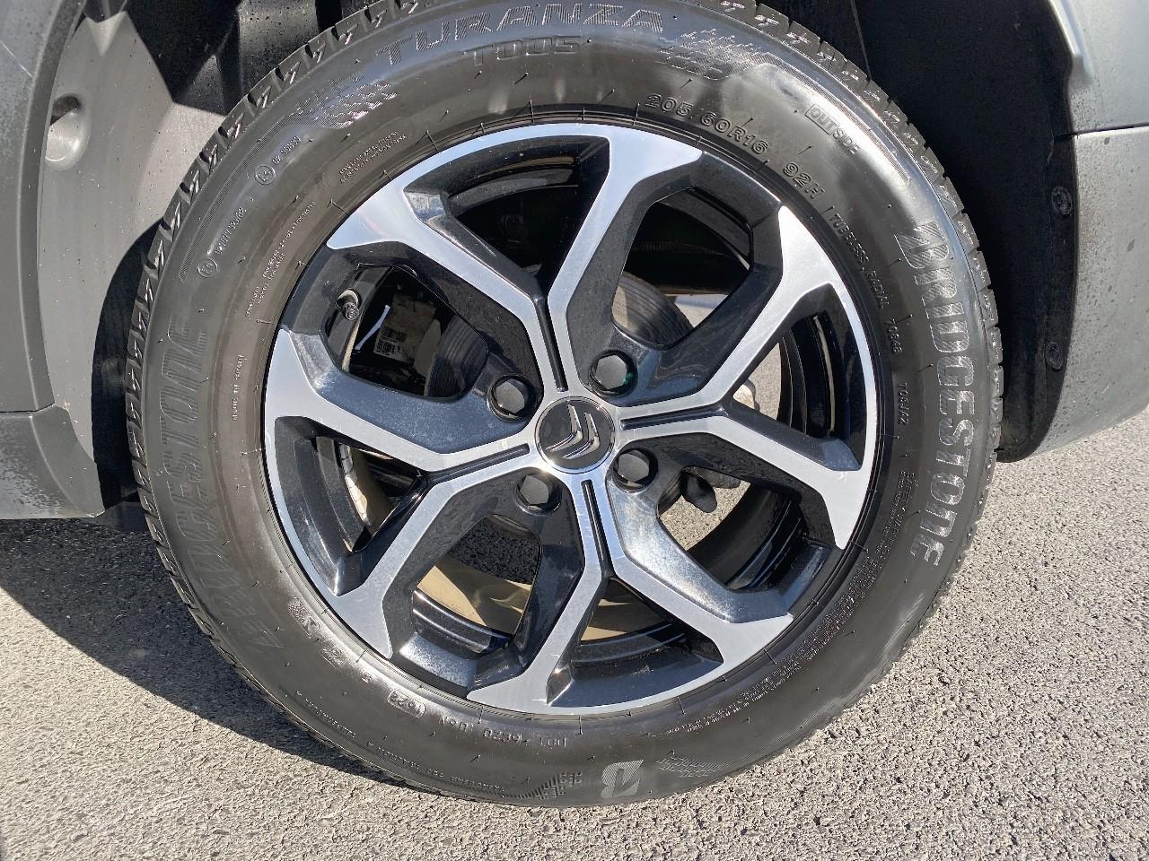 Citroën C3 Aircross puretech 130ch s&s c-series eat6 2022 — photo 11