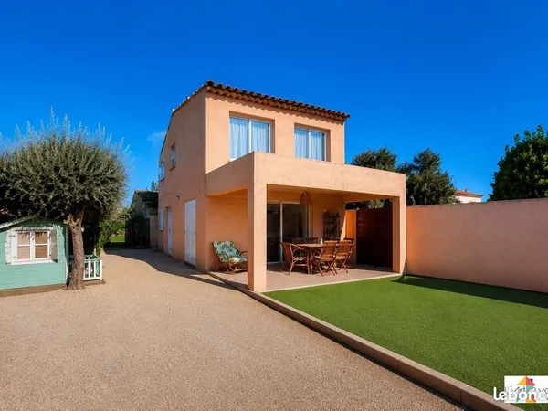 Villa 3 pièces 64 m²