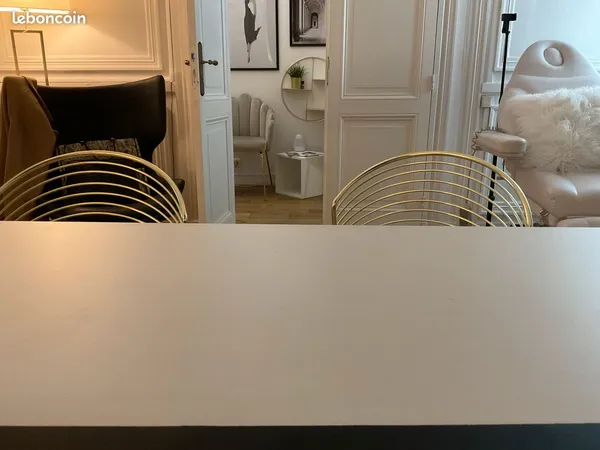 Bureau CONSULTATION THÉRAPEUTE
