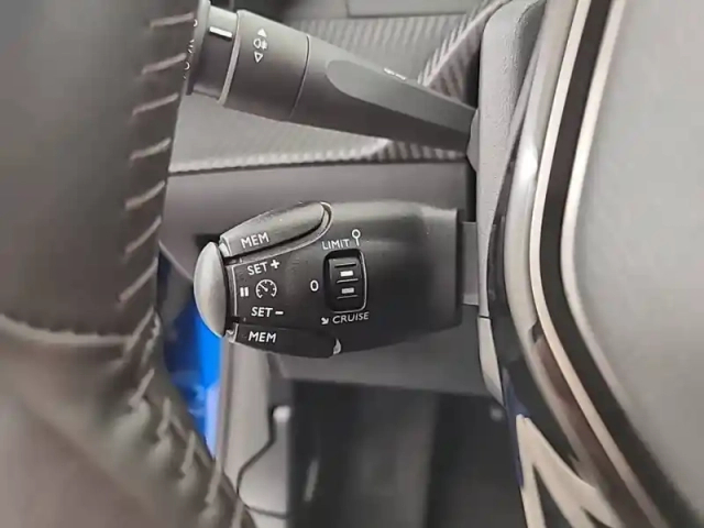 Peugeot 208 electrique 50 kwh 136ch — photo 50