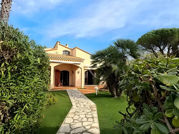 Maison Sète 7 pièces 242 m² + dépendance
