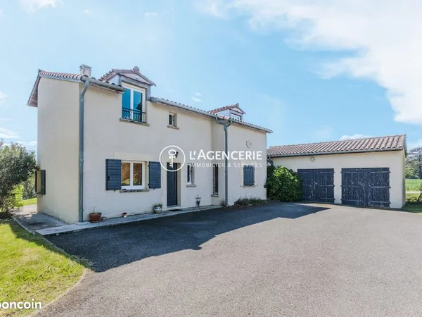 Maison 6 pièces 156 m²